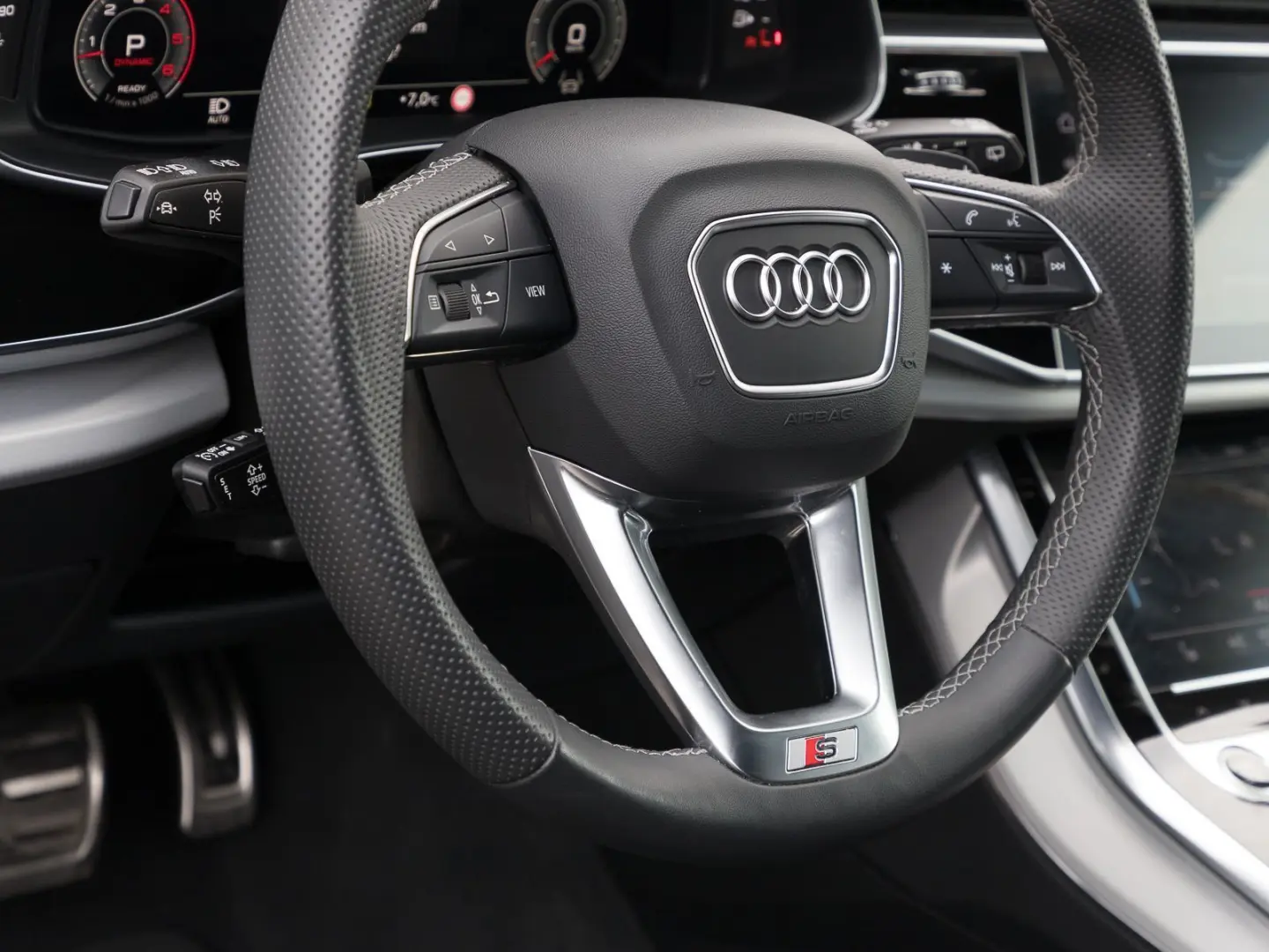 Q7 50 TDI Q S LINE LM20 7-SITZE AHK MATRIX