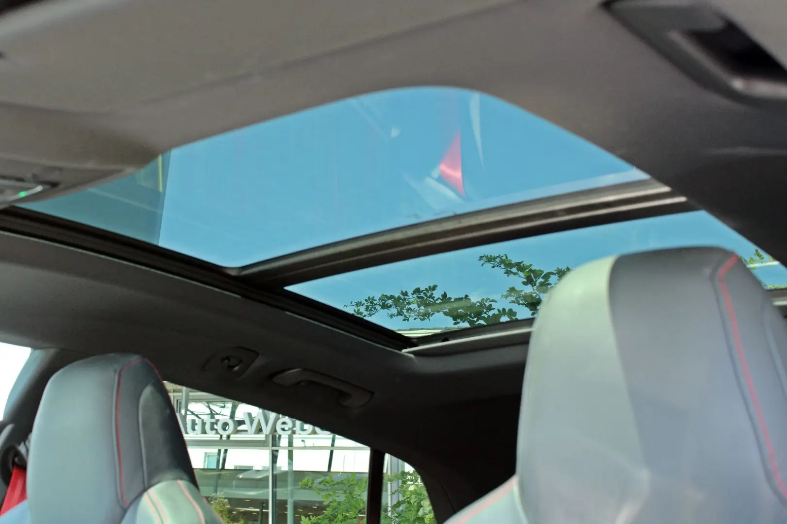 SQ8 TFSI qu BLACK PANO AHK B&O LASER OLED 360°