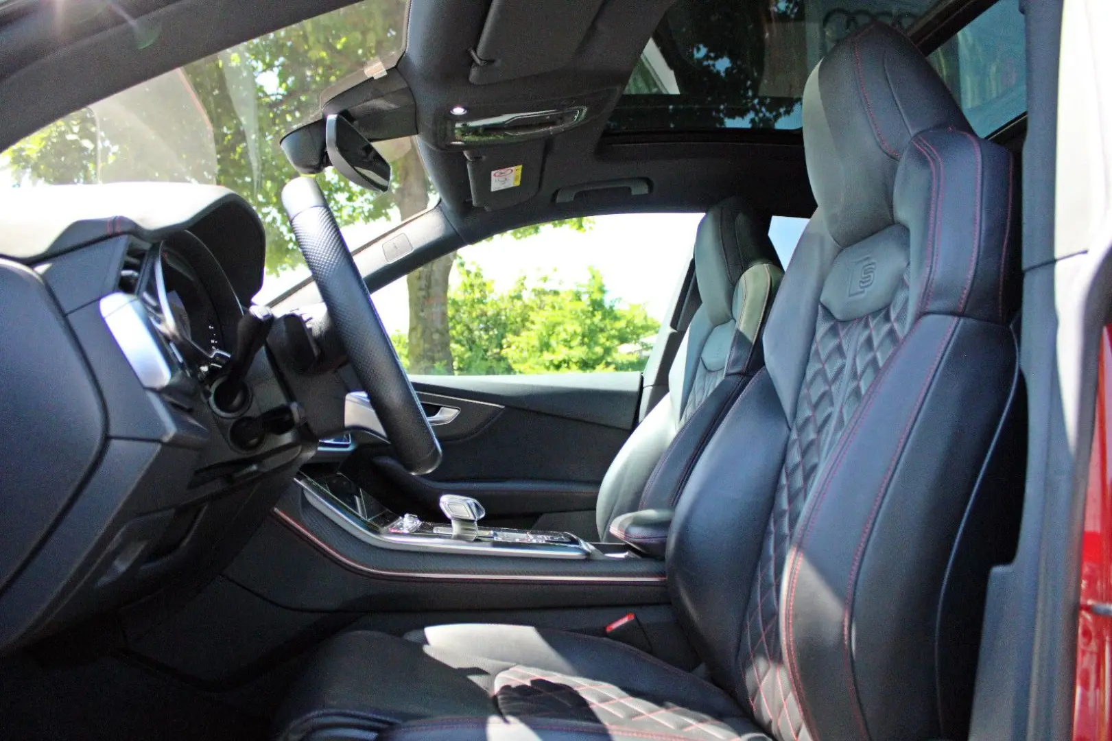 SQ8 TFSI qu BLACK PANO AHK B&O LASER OLED 360°