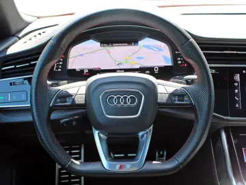 SQ8 TFSI qu BLACK PANO AHK B&O LASER OLED 360°