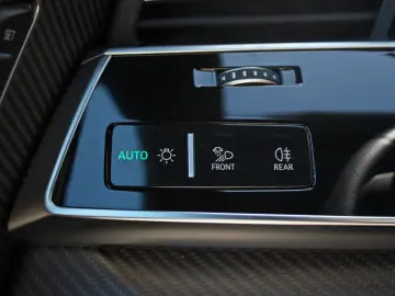 SQ8 TFSI qu BLACK PANO AHK B&O LASER OLED 360°