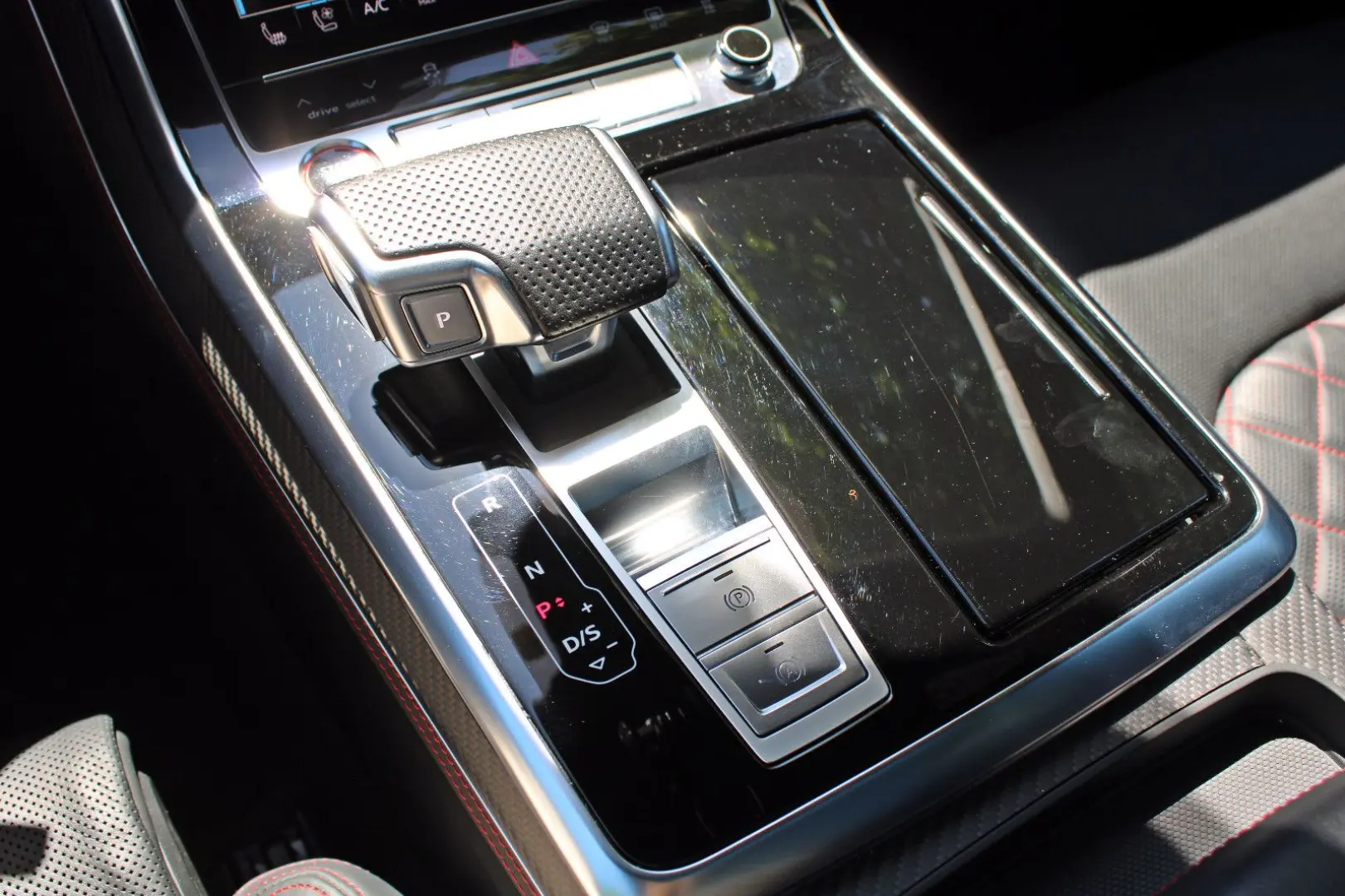 SQ8 TFSI qu BLACK PANO AHK B&O LASER OLED 360°