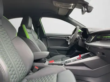 RS3 Limousine 2.5 TFSI S tronic quattro SHZ NAVI