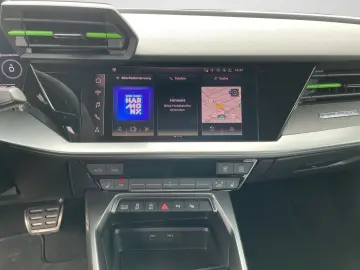 RS3 Limousine 2.5 TFSI S tronic quattro SHZ NAVI