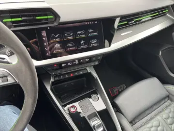 RS3 Limousine 2.5 TFSI S tronic quattro MATRIX R