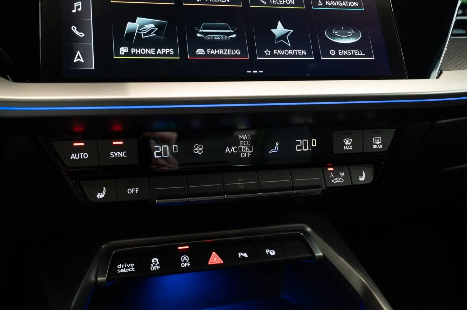 RS3 Lim. 2.5 TFSI quatt|RS-SITZE|RS-AGA|B&O|NAVI