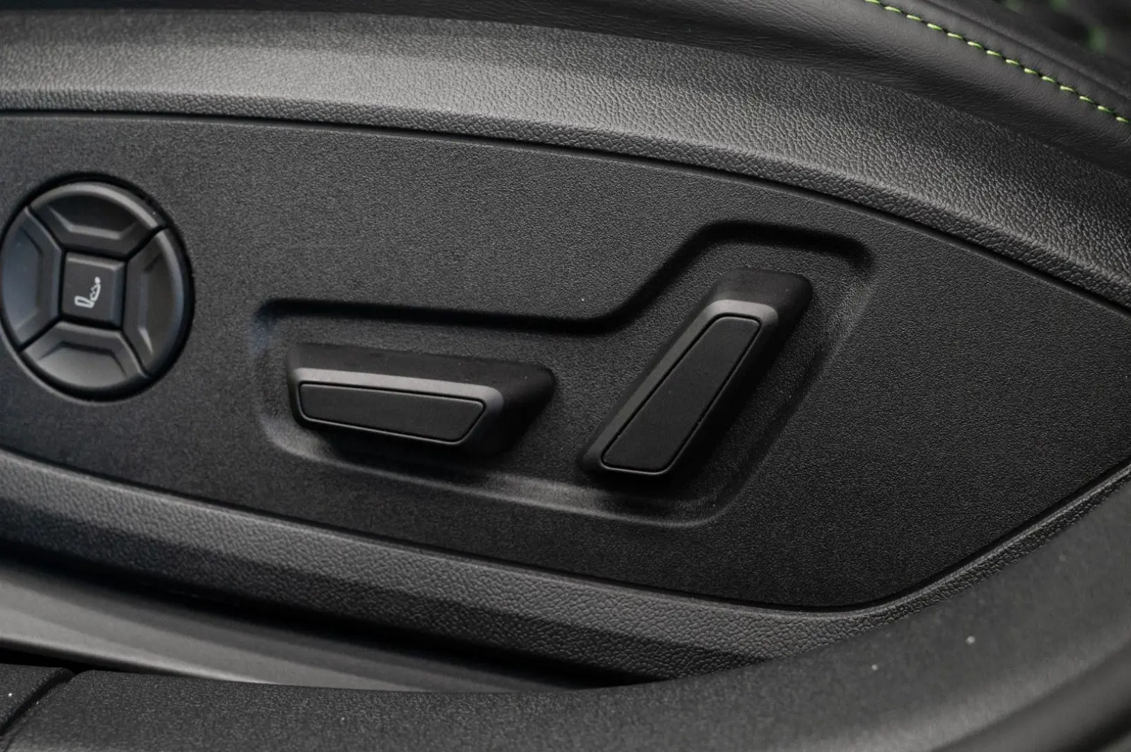 RS3 Lim. 2.5 TFSI quatt|RS-SITZE|RS-AGA|B&O|NAVI