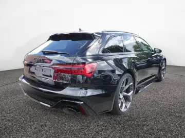 RS6 Avant quattro performance STANDHZ LASER 360°