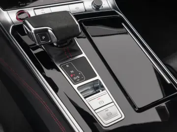 RS6 Avant TFSI Q PERFORMANCE HD KAMERA BuO AHK R