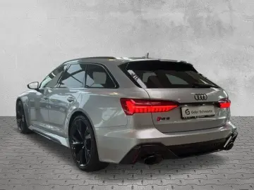 RS6 Avant 4.0 TFSI quattro Performance AHK+PANO