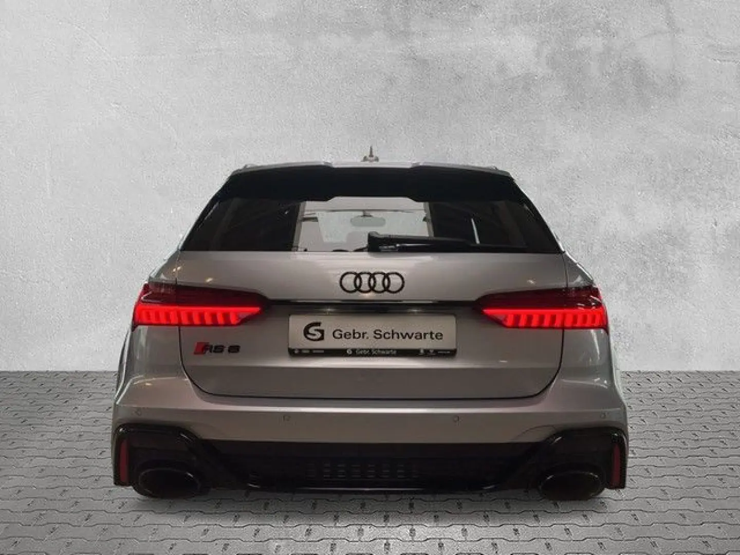 RS6 Avant 4.0 TFSI quattro Performance AHK+PANO