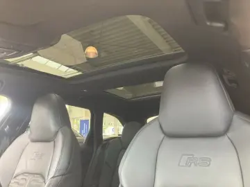 RS6 Avant 4.0 TFSI quattro Performance AHK+PANO