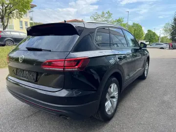 Volkswagen Touareg 3.0 V6 4Motion