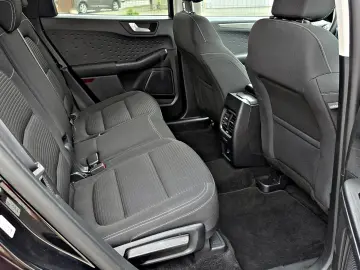 Ford Kuga 2.5 Duratec Plug-In Hybrid Titanium