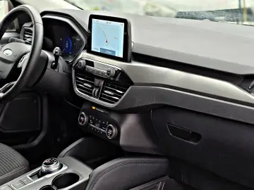 Ford Kuga 2.5 Duratec Plug-In Hybrid Titanium