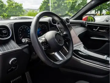 GLC 300 4M Coupé AMG Sport Premium AHK LED Pano