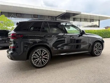 X5 30 d xDrive M Sport*Luft*Pano*AHK*