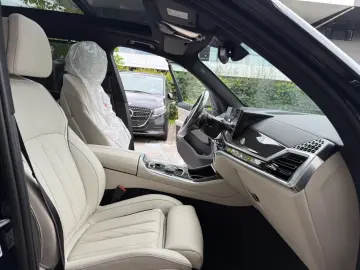 X5 30 d xDrive M Sport*Luft*Pano*AHK*