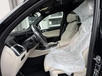 X5 30 d xDrive M Sport*Luft*Pano*AHK*