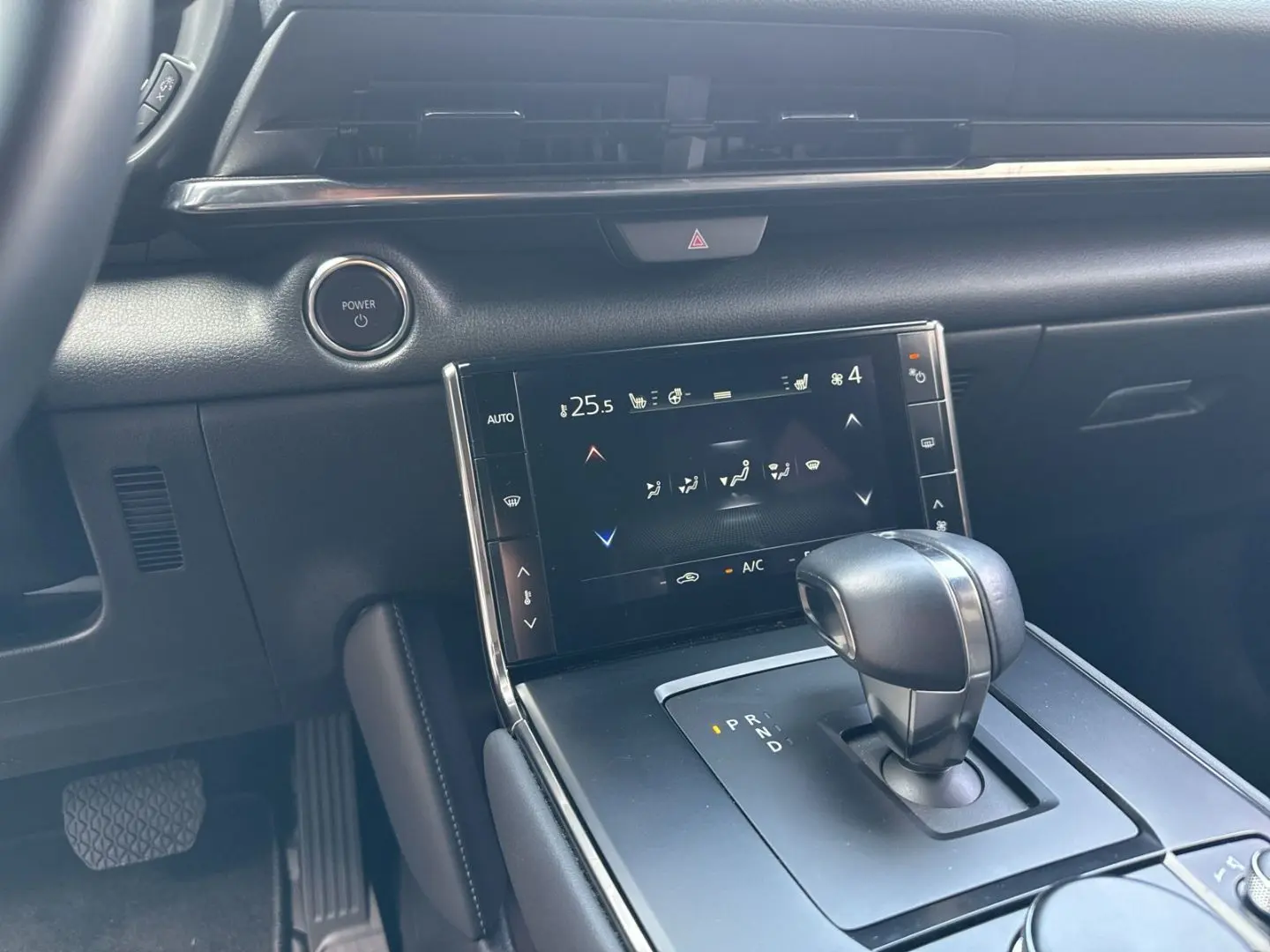 MX-30 Makoto HUD Navi Memory Sitze Soundsystem B