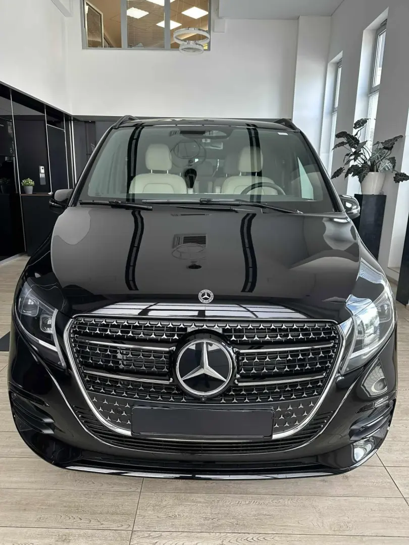 MERCEDES-BENZ CLASA V  300d Exclusive E (Automat) (7 locuri)