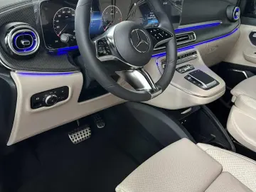 MERCEDES-BENZ CLASA V  300d Exclusive E (Automat) (7 locuri)