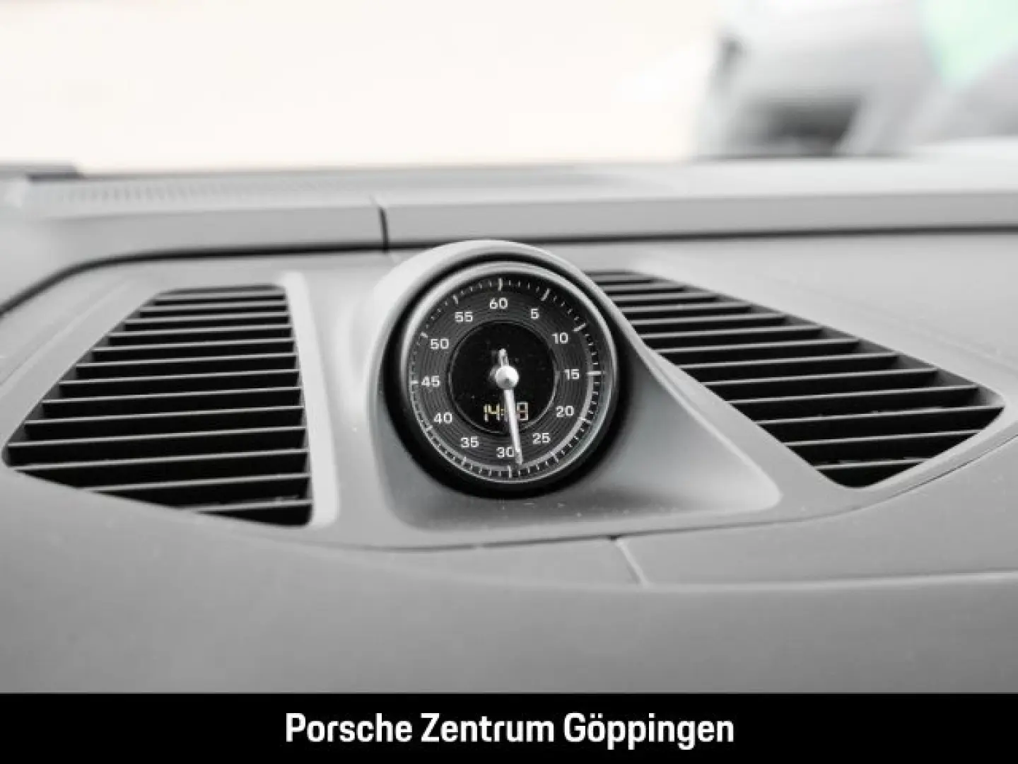 Macan 4 Luftfederung Panoramadach BOSE HA-Lenkun