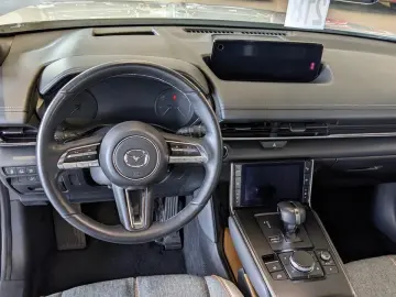 MX-30 R-EV Makoto Premium GSD Modern Confidence