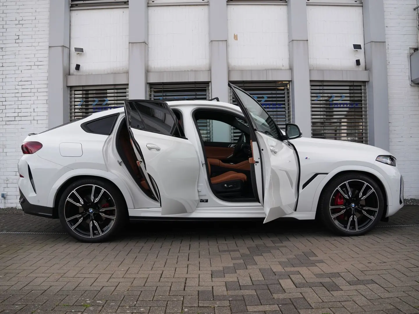 X6 xDrive30d M SPORT-LUFTF-PANO-22M-COGNAC