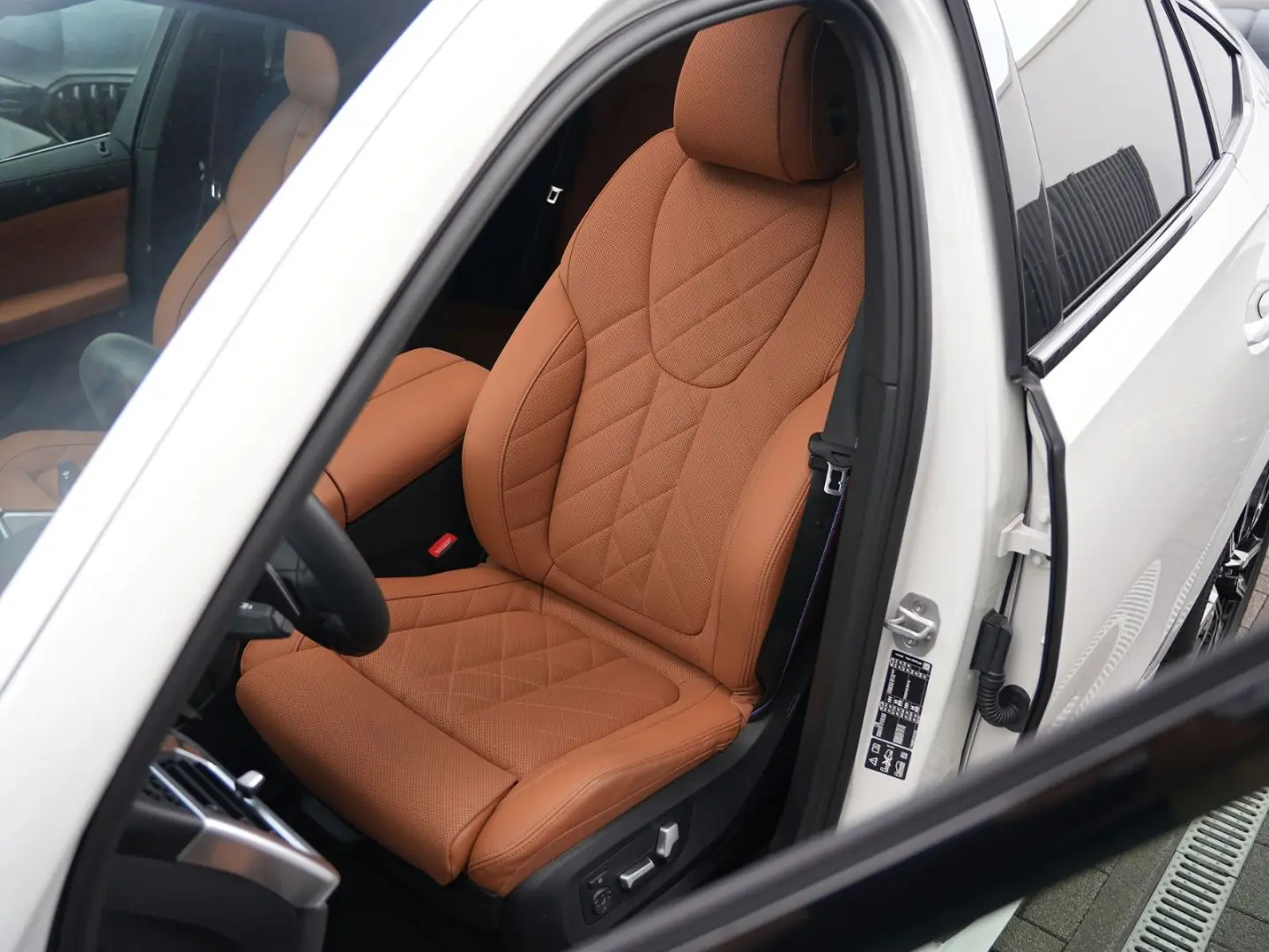 X6 xDrive30d M SPORT-LUFTF-PANO-22M-COGNAC