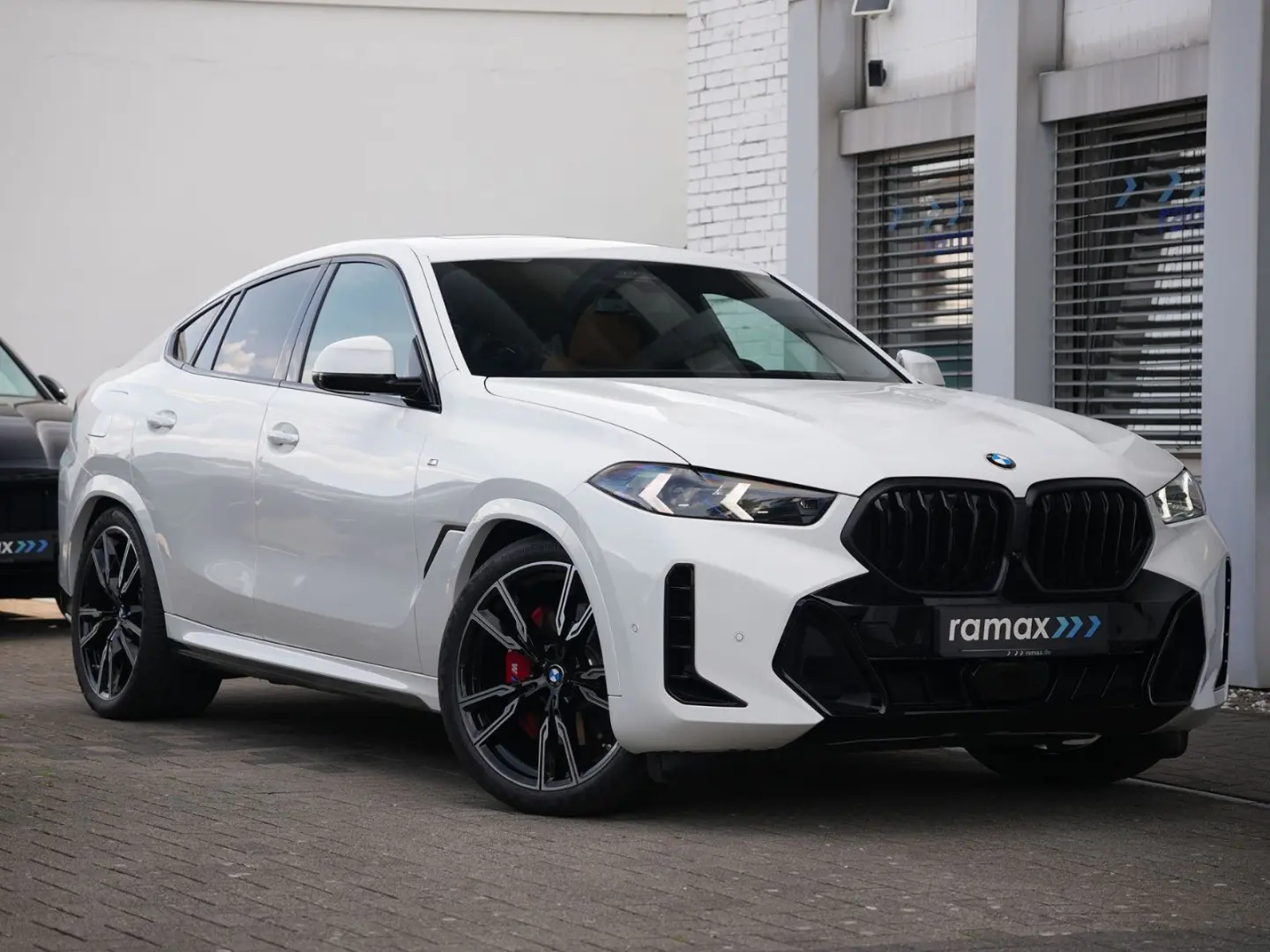 X6 xDrive30d M SPORT-LUFTF-PANO-22M-COGNAC