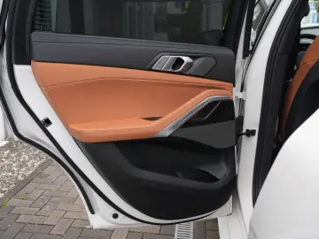 X6 xDrive30d M SPORT-LUFTF-PANO-22M-COGNAC