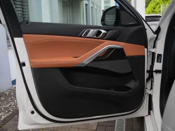 X6 xDrive30d M SPORT-LUFTF-PANO-22M-COGNAC