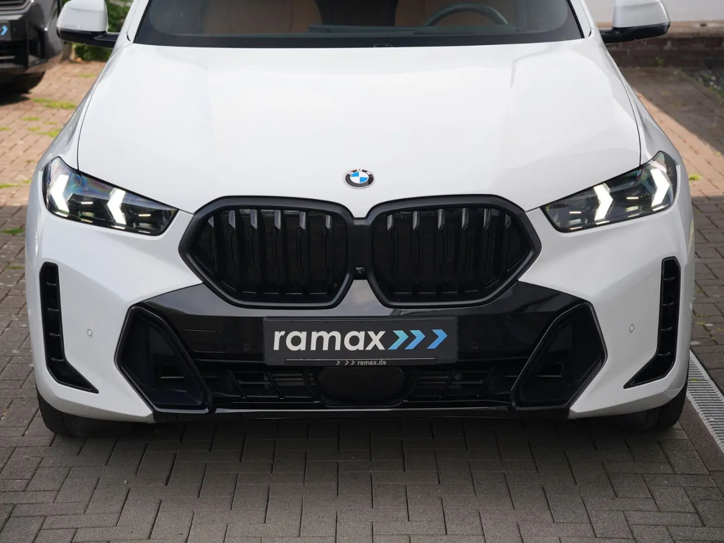 X6 xDrive30d M SPORT-LUFTF-PANO-22M-COGNAC