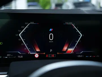 X6 xDrive30d M SPORT-LUFTF-PANO-22M-COGNAC