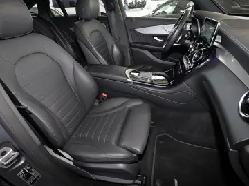 GLC 300 e 4M Coupé AMG TOTWINKEL+BURMESTER+360°