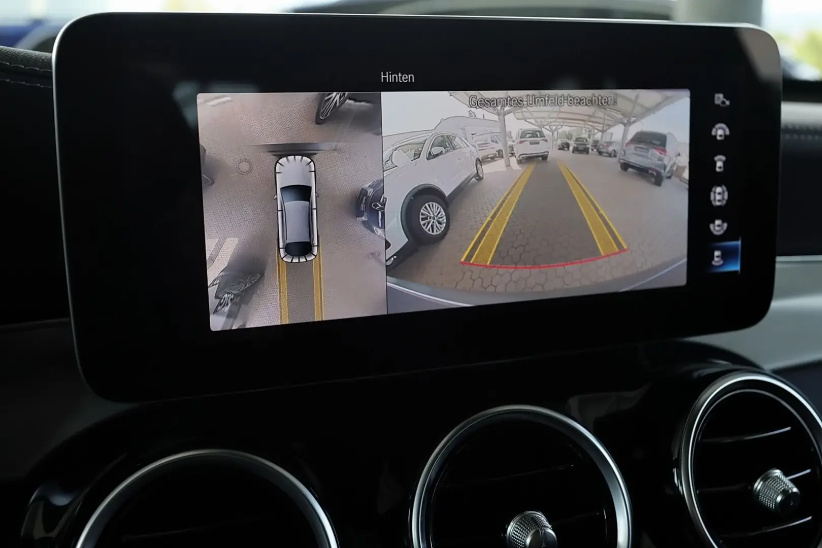 GLC 300 e 4M Coupé AMG TOTWINKEL+BURMESTER+360°