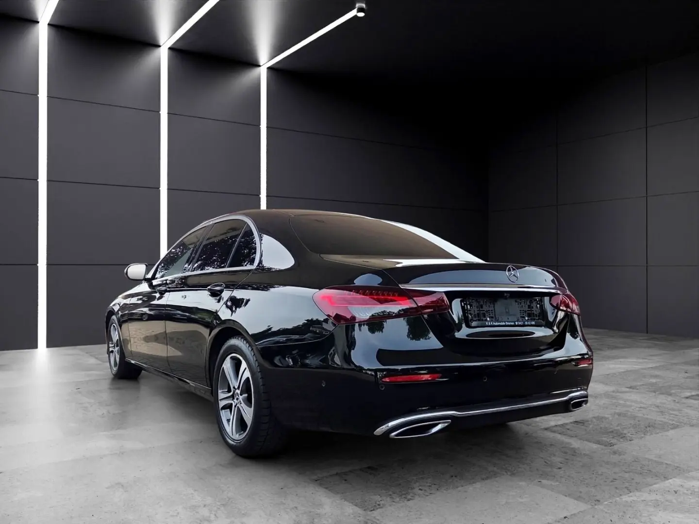 E 220 d AVANTGARDE/9G-TRONIC/NAVI/CAM/LED