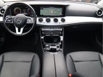 E 300 de/VIRTUAL/LEDER/NIGHT/1.HAND/TOTER WINKEL