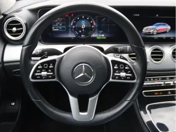E 300 de/VIRTUAL/LEDER/NIGHT/1.HAND/TOTER WINKEL