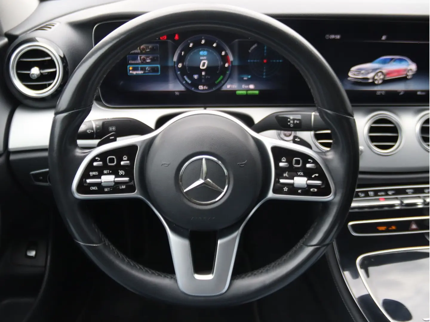 E 300 de/VIRTUAL/LEDER/NIGHT/1.HAND/TOTER WINKEL
