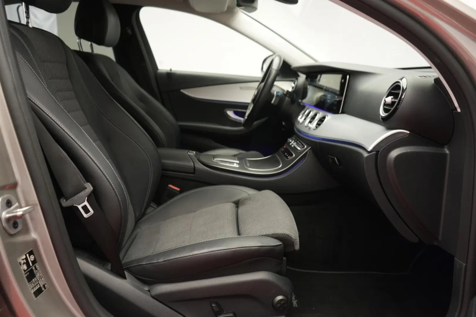E 220 d 9G-Tronic Avantgarde Navi/Leder/Temp/Kam