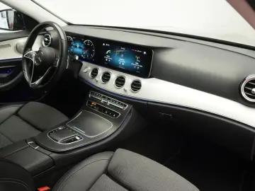 E 220 d 9G-Tronic Avantgarde Navi/Leder/Temp/Kam