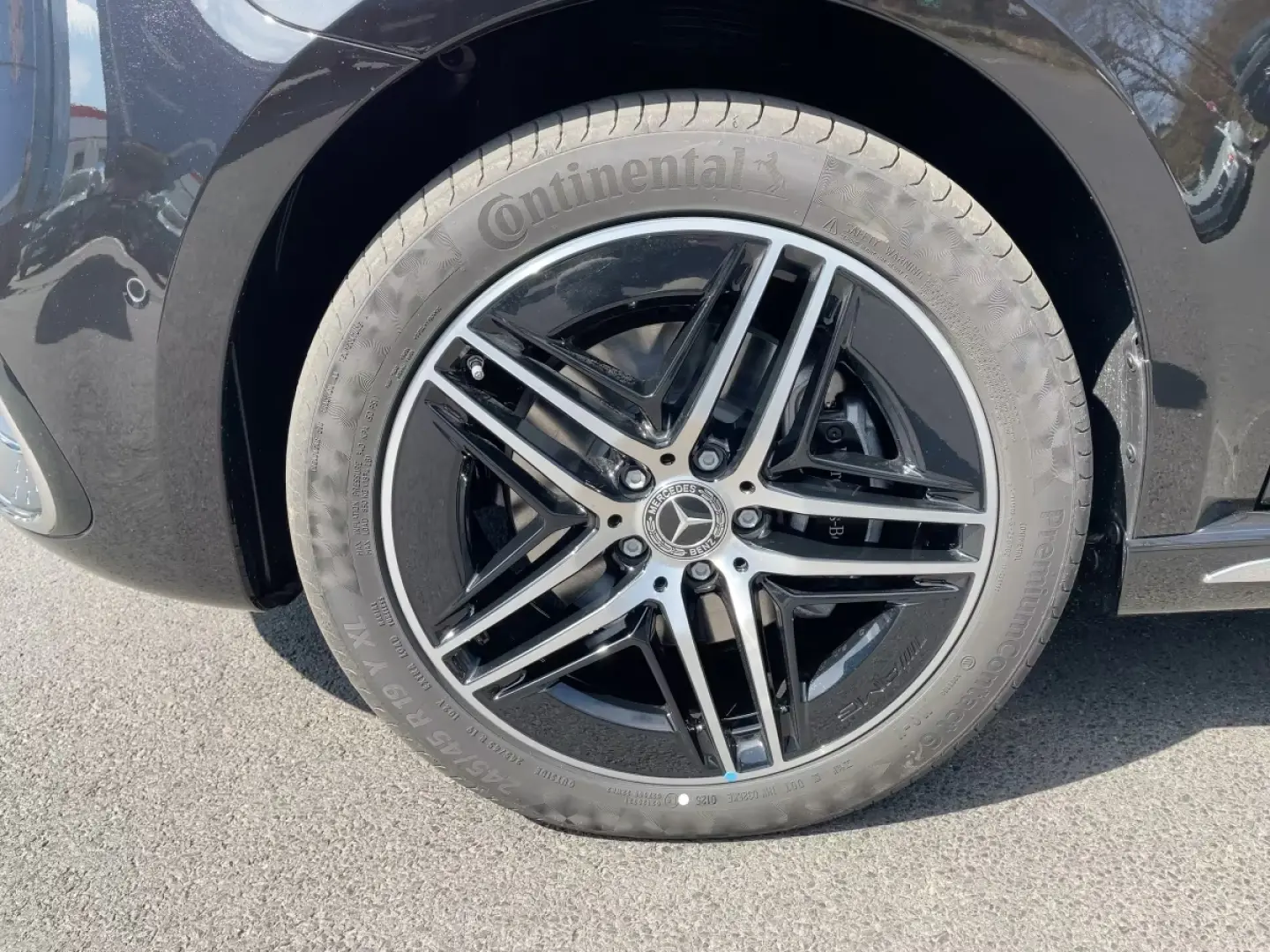Mercedes-Benz V 300 d 4M lang AMG/360°/Pano