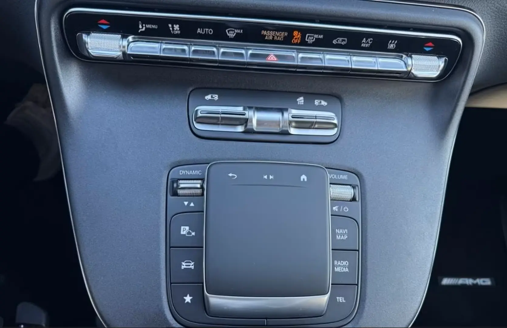 Mercedes-Benz V 300 d AVANTGARDE ALLRAD AHK