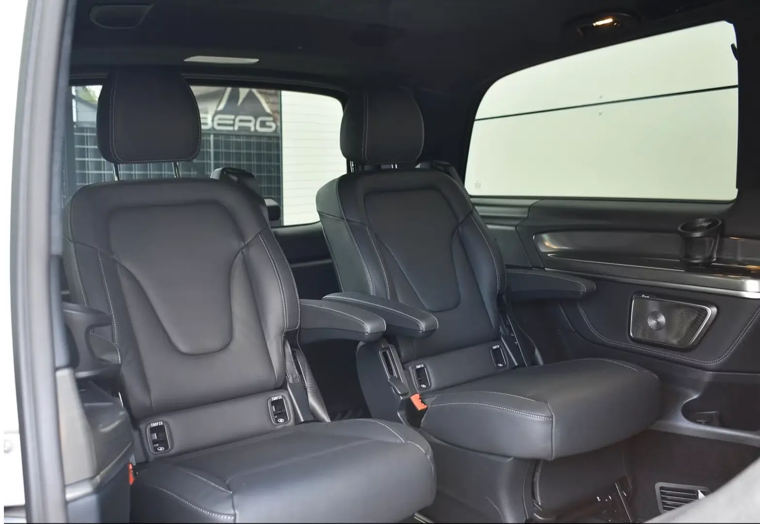 Mercedes-Benz V 300 d AMG EXCLUSIVE 4M LANG ACC