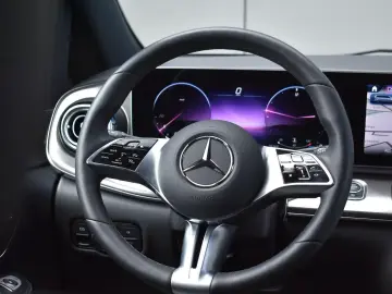 Mercedes-Benz V 300 d AMG EXCLUSIVE 4M LANG ACC