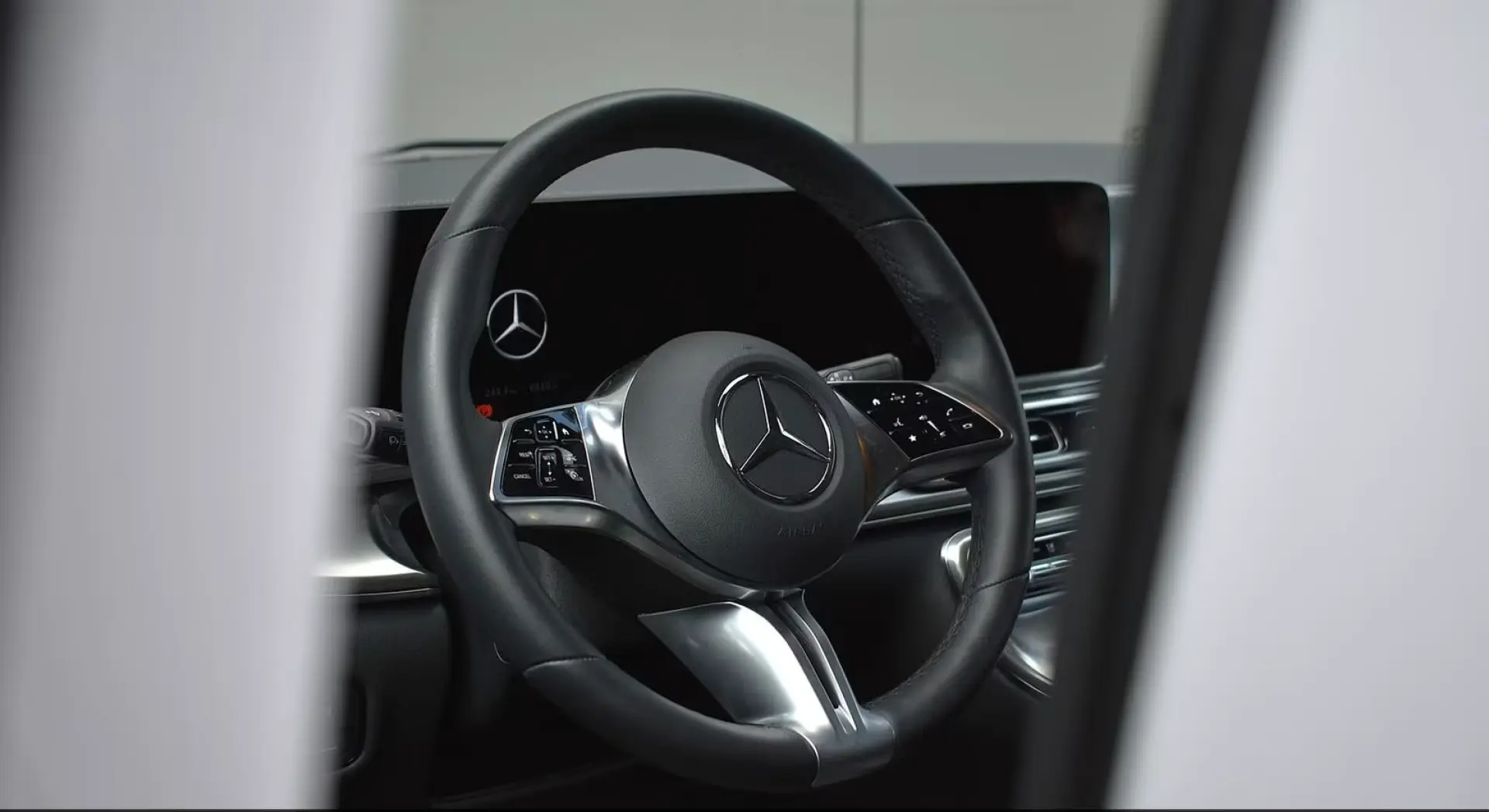 Mercedes-Benz V 300 d AMG EXCLUSIVE 4M LANG ACC