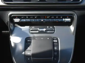 Mercedes-Benz V 300 d AMG EXCLUSIVE 4M LANG ACC