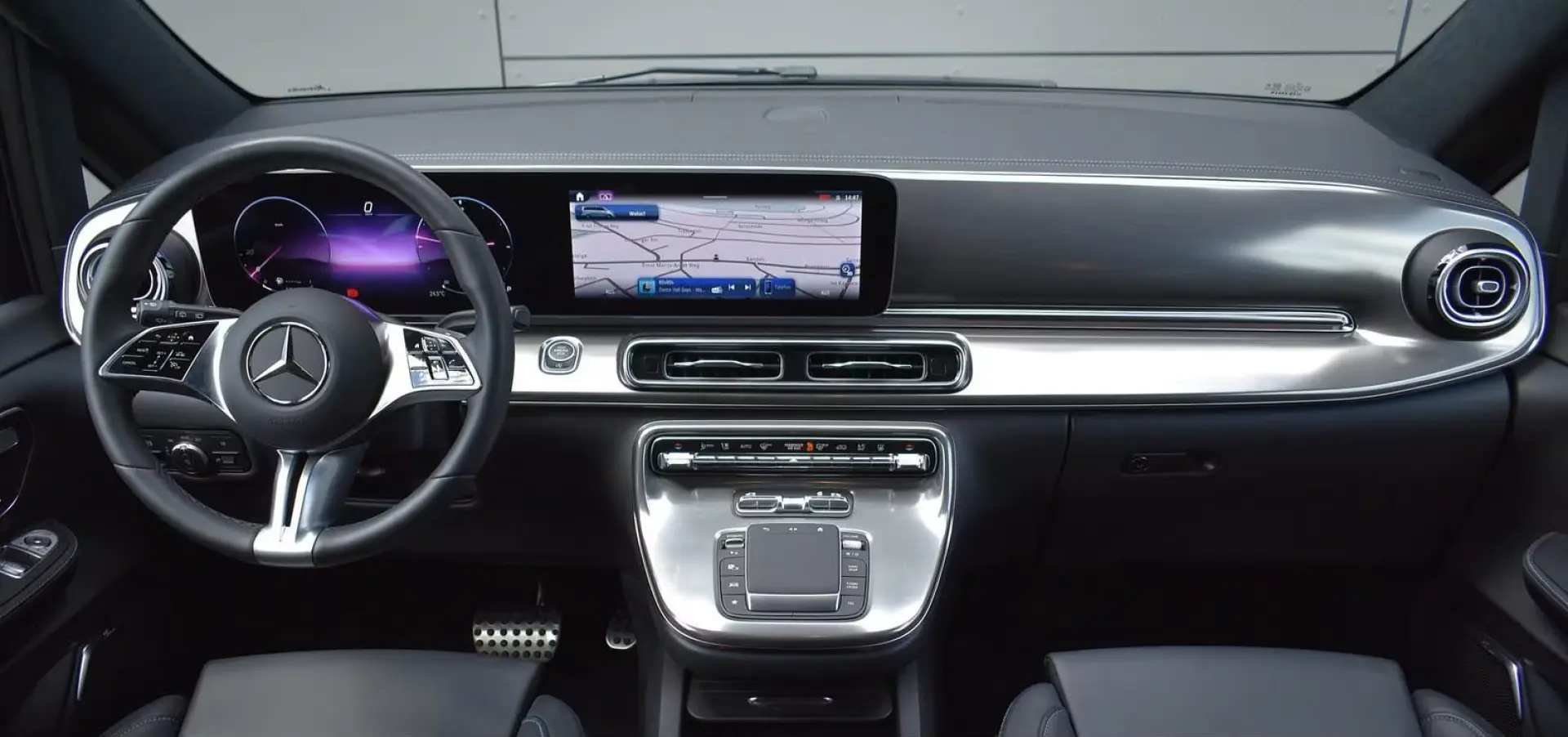 Mercedes-Benz V 300 d AMG EXCLUSIVE 4M LANG ACC